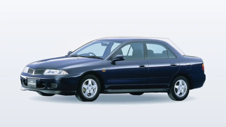 Mitsubishi Carisma рестайлинг (Япония) (10.1997 - 10.1999)