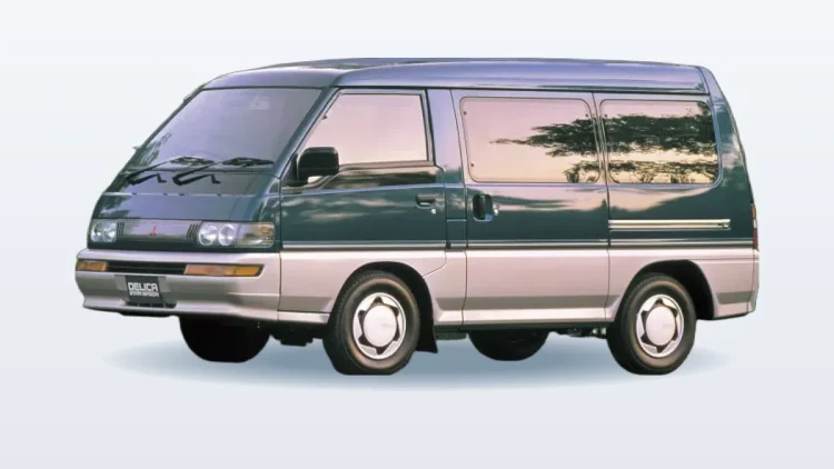 Mitsubishi Delica рестайлинг (Япония) (10.1997 - 09.1999)