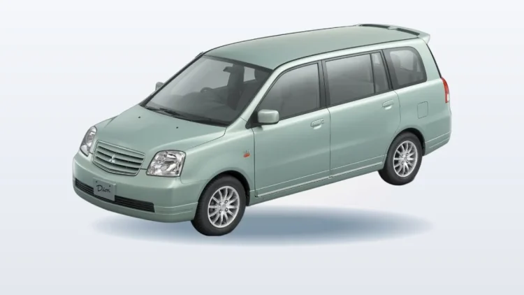 Mitsubishi Dion (Япония) (01.2000 - 05.2002)