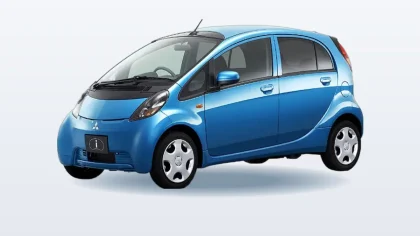 Mitsubishi i