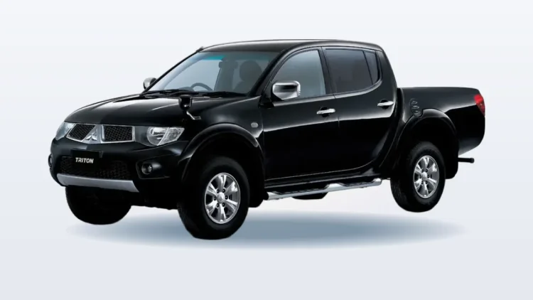 Mitsubishi Triton IV рестайлинг (Япония) (04.2010 - 07.2011)