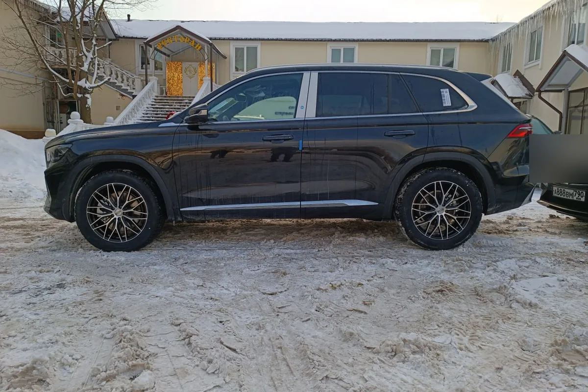 Geely Monjaro на зимнем комплекте NEO 940 R19 с Pirelli Formula Ice Friction