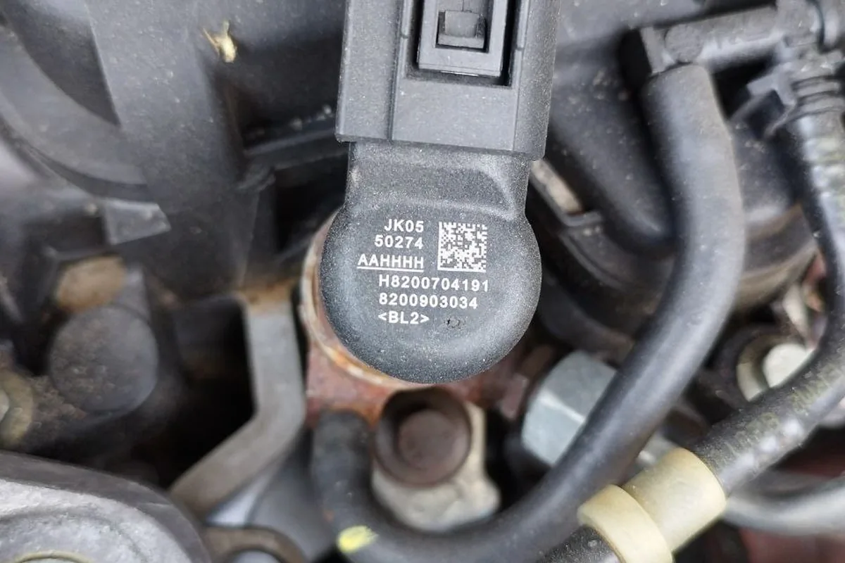 Дизельная форсунка на моторе Nissan Qashqai с маркировкой H8200704191