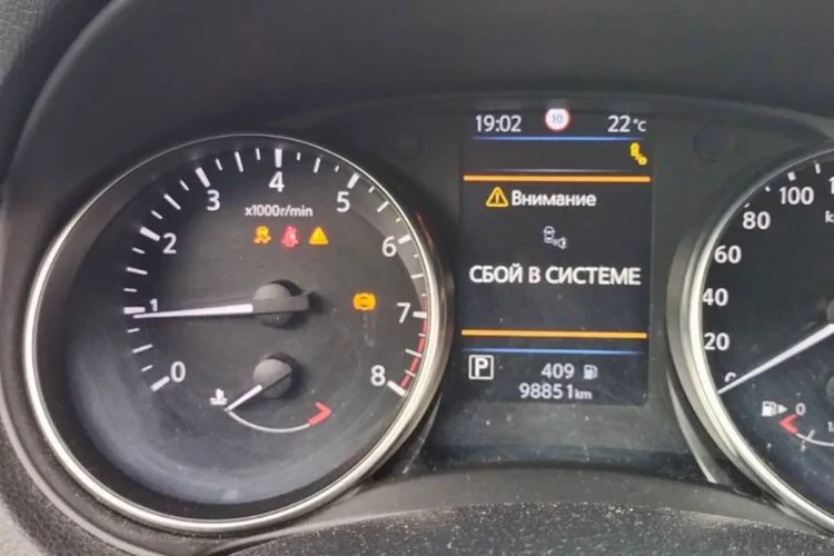 Сообщение «Сбой в системе» и лампы на приборке Nissan Qashqai J11