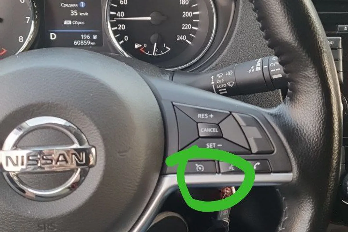 Руль Nissan Qashqai J11 с кнопкой круиза и приборкой на ходу