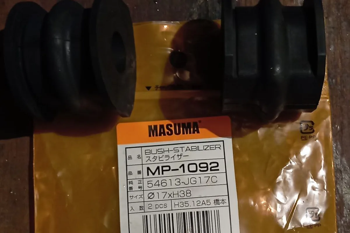 Втулки заднего стабилизатора Masuma 54613-JG17C для Nissan Qashqai