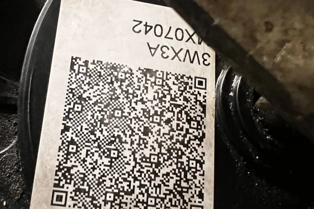Бирка контрактного вариатора Jatco с кодом 3WX3A на Nissan Qashqai