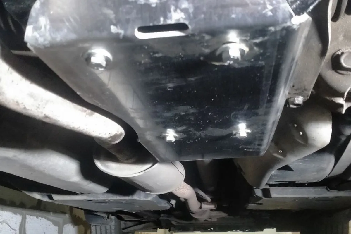Алюминиевая защита заднего редуктора полноприводного Nissan Qashqai J11