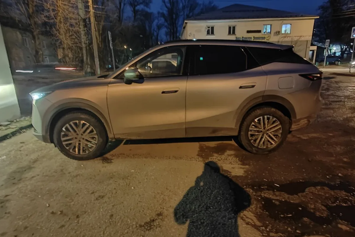 Omoda C5 на зимней резине 235/60 R18