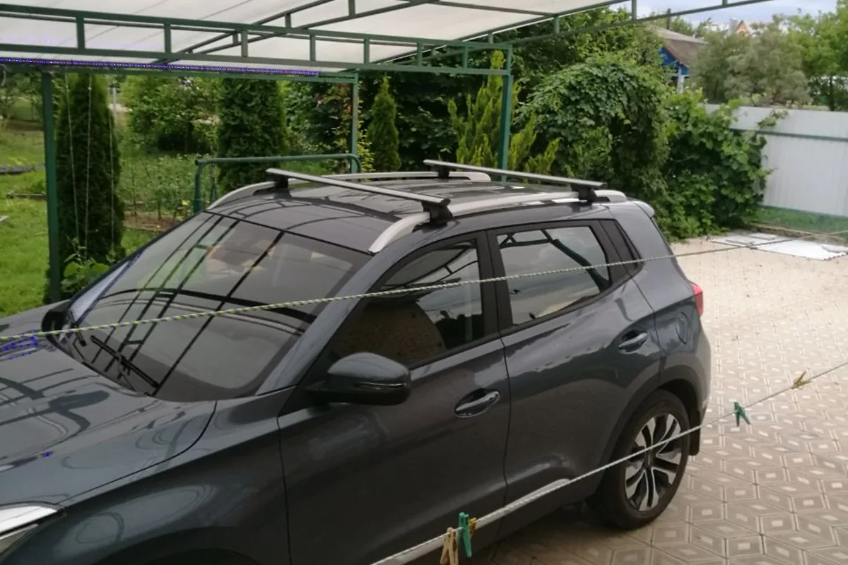 Поперечины багажника на рейлингах Chery Tiggo 4