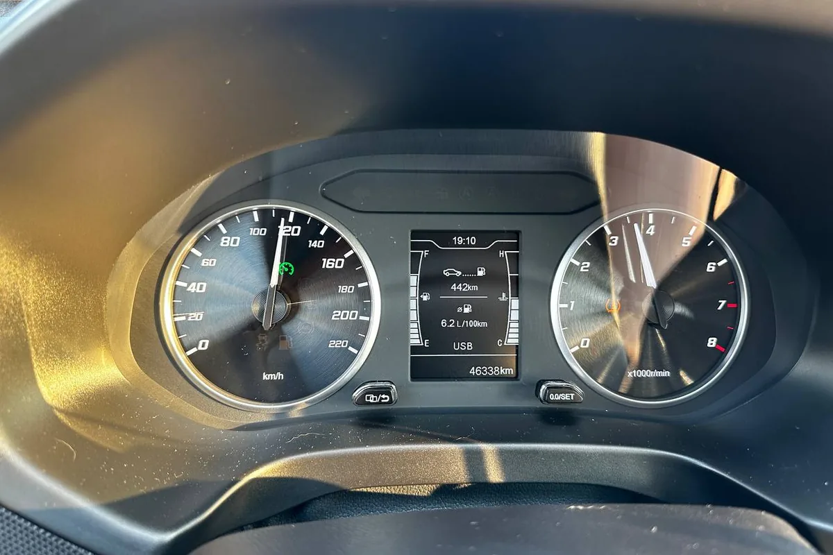 Приборная панель Chery Tiggo 4 с механической коробкой, пробег 46 335 км