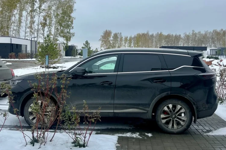 Полноприводный Chery Tiggo 7 на дисках 18 дюймов с вылетом 33