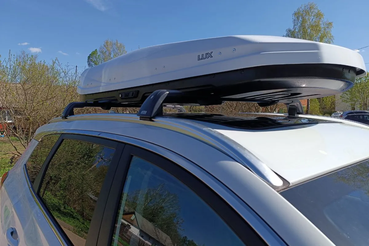 Бокс на рейлингах крыши Chery Tiggo 8 Pro Max
