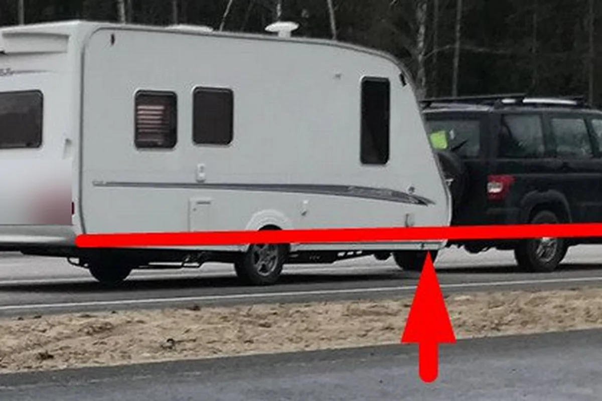 Жилой прицеп-дача за УАЗ Патриот с креном вперёд
