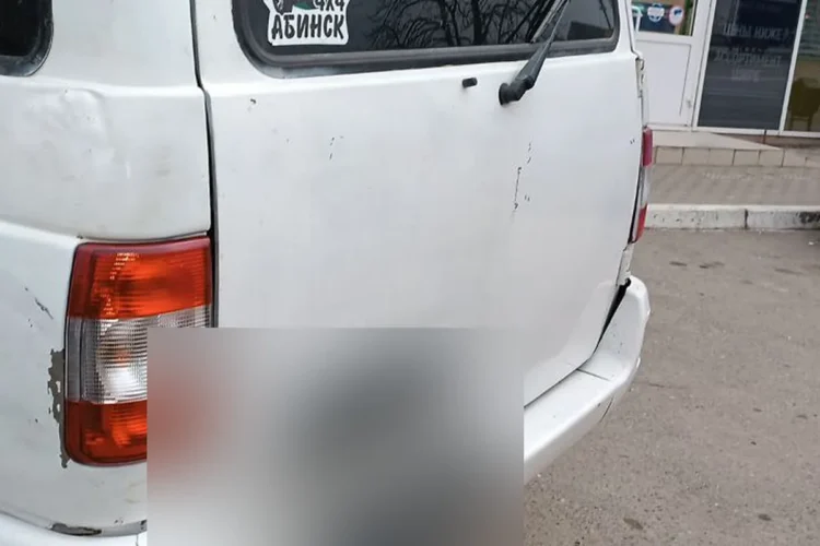 Дверь задка УАЗ Патриот с запаской, провисание