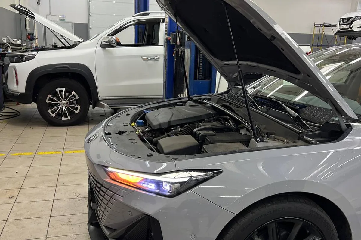 Воздушный фильтр Changan UNI-V в корпусе