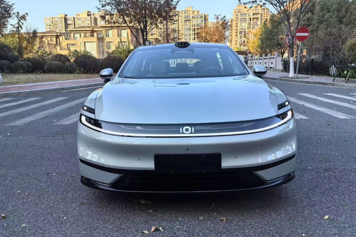 Камера заднего вида Changan UNI-V