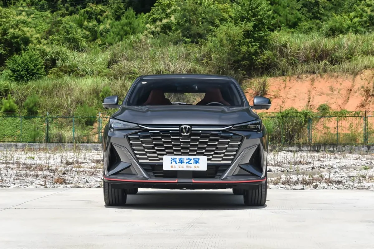 Передняя подвеска Changan UNI-V снизу