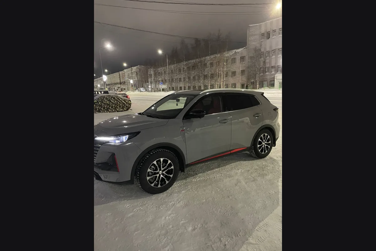 Changan на зимнем комплекте Nordman 7 SUV 225/65 R17 и дисках Скад