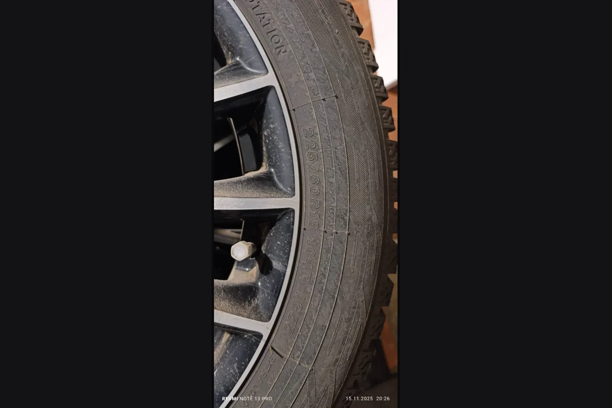 Шипованная шина 225/60 R18 на колесе Changan после сезона