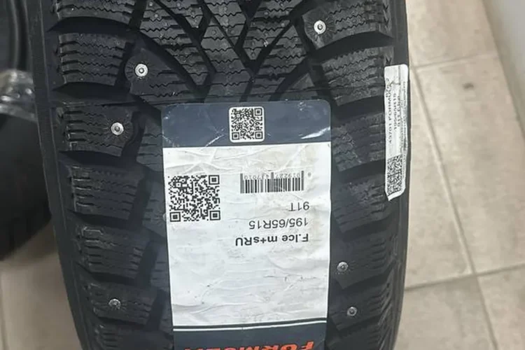 Зимняя шипованная шина размерности 195/65 R15 для Лады Весты