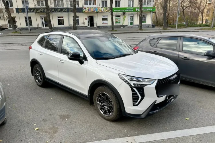 Haval Jolion на дисках реплика HRE FF10 R17
