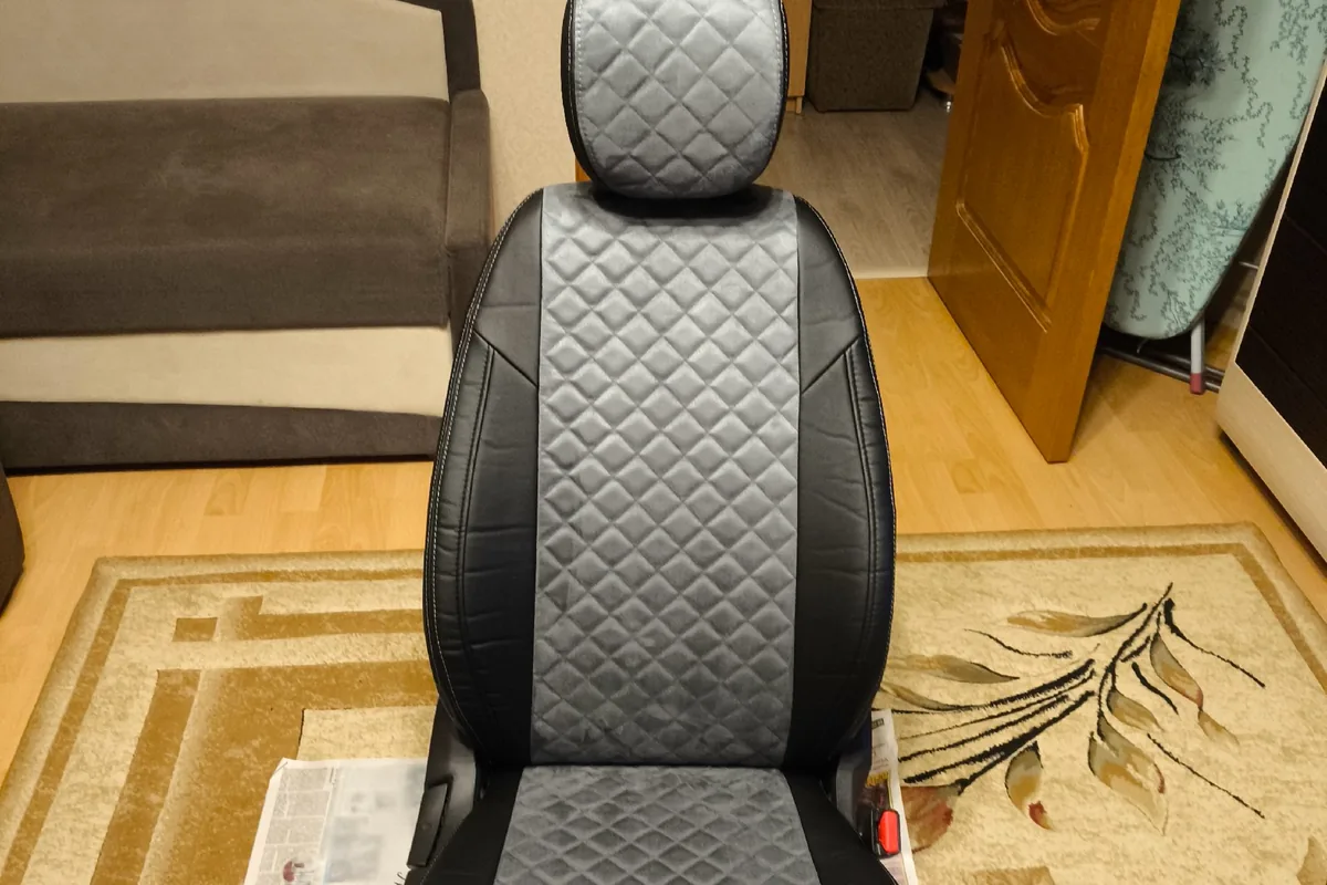 Переднее сиденье Hyundai Creta в новых чехлах