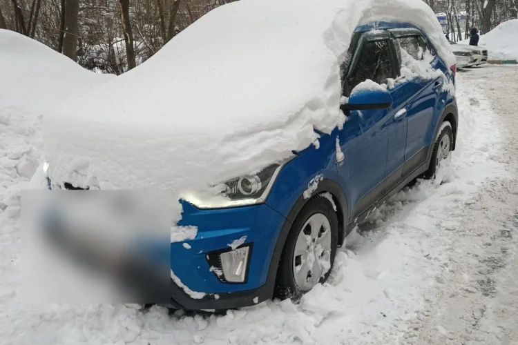 Hyundai Creta под снегом после месяца стоянки