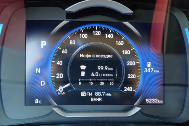 Приборка Hyundai Creta 2 с расходом 6 л и запасом хода