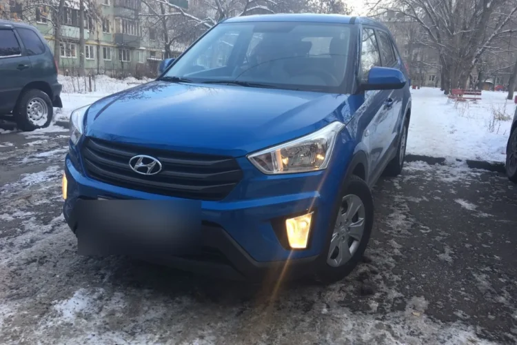 Синяя Hyundai Creta в комплектации Active