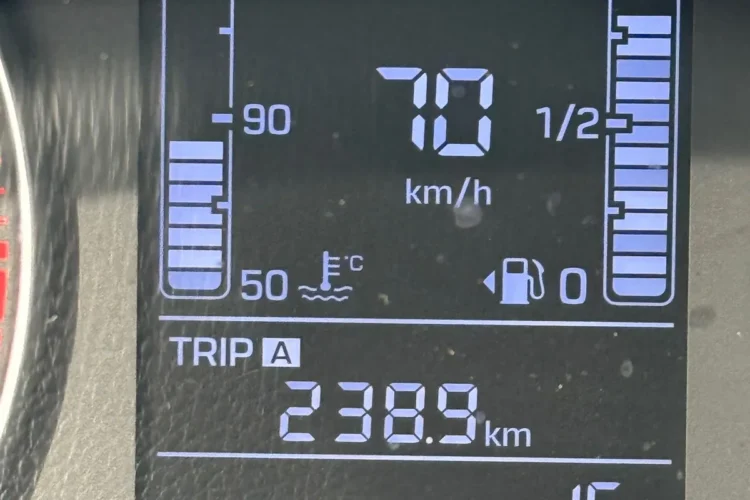 Монохромный экран приборки Hyundai Creta с пробегом