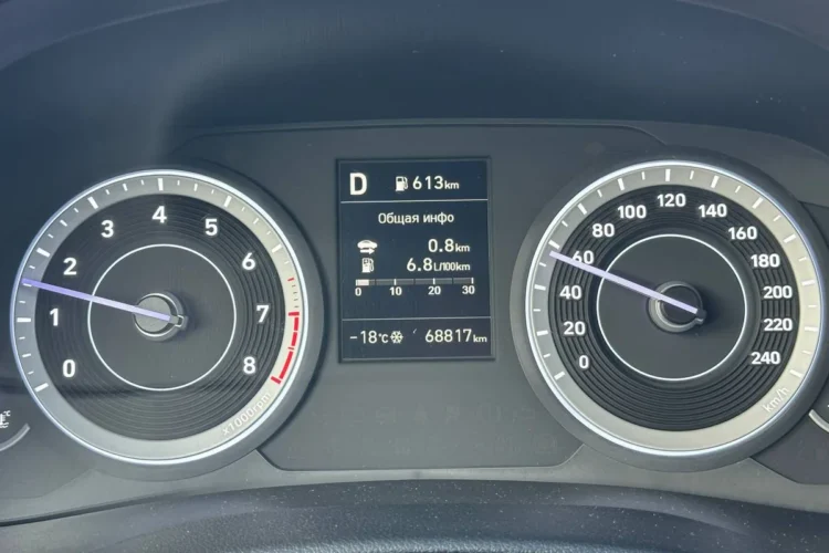 Приборка Hyundai Creta 2 при −18 °C с данными расхода