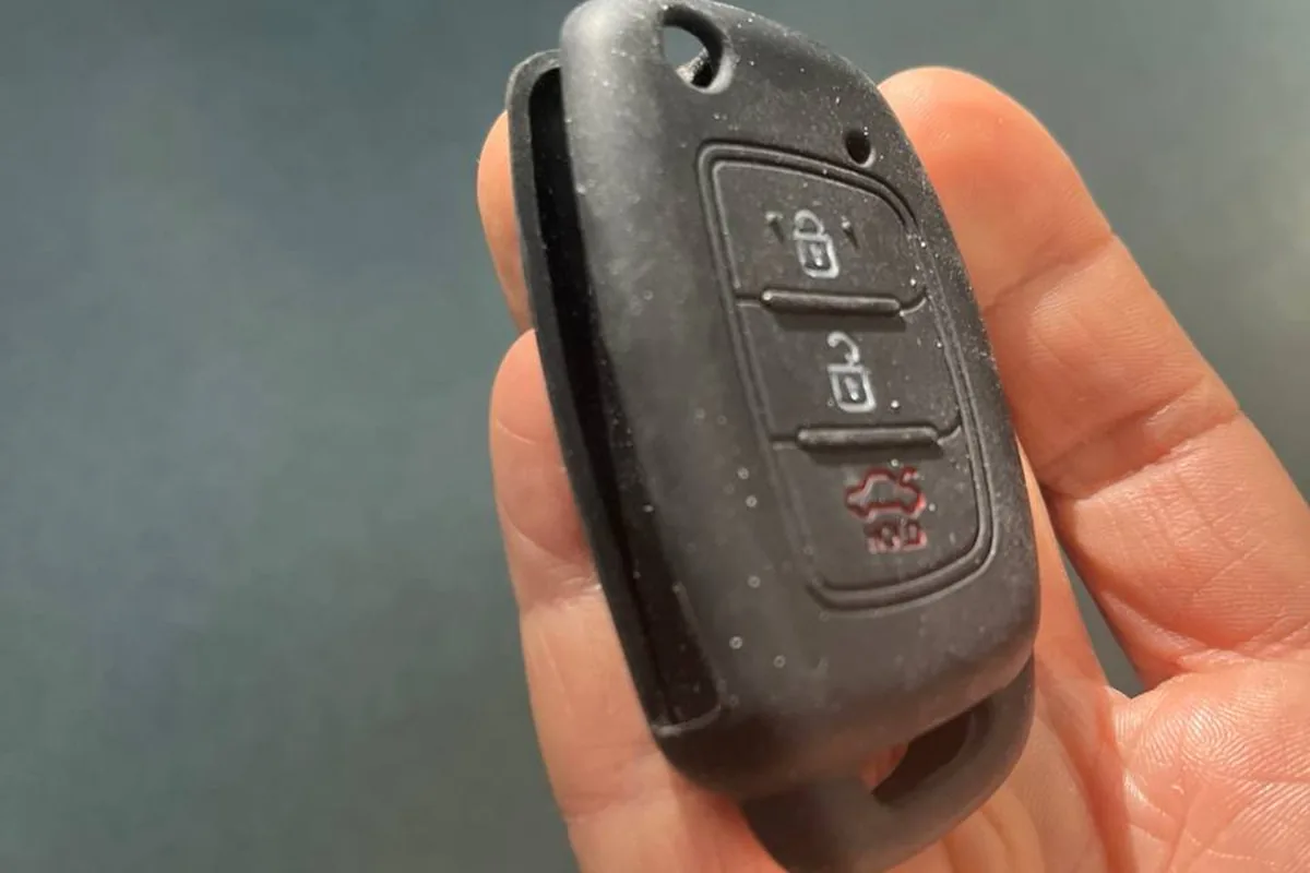 Раскладной ключ Hyundai Creta в чехле