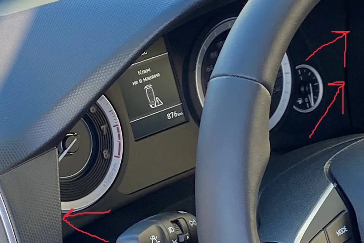 Зазоры вокруг приборной панели Hyundai Creta 2
