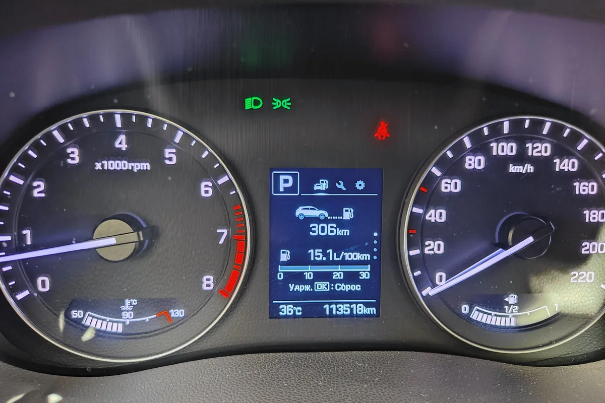 Расход 15,1 л/100 км на приборке Hyundai Creta 2017 года