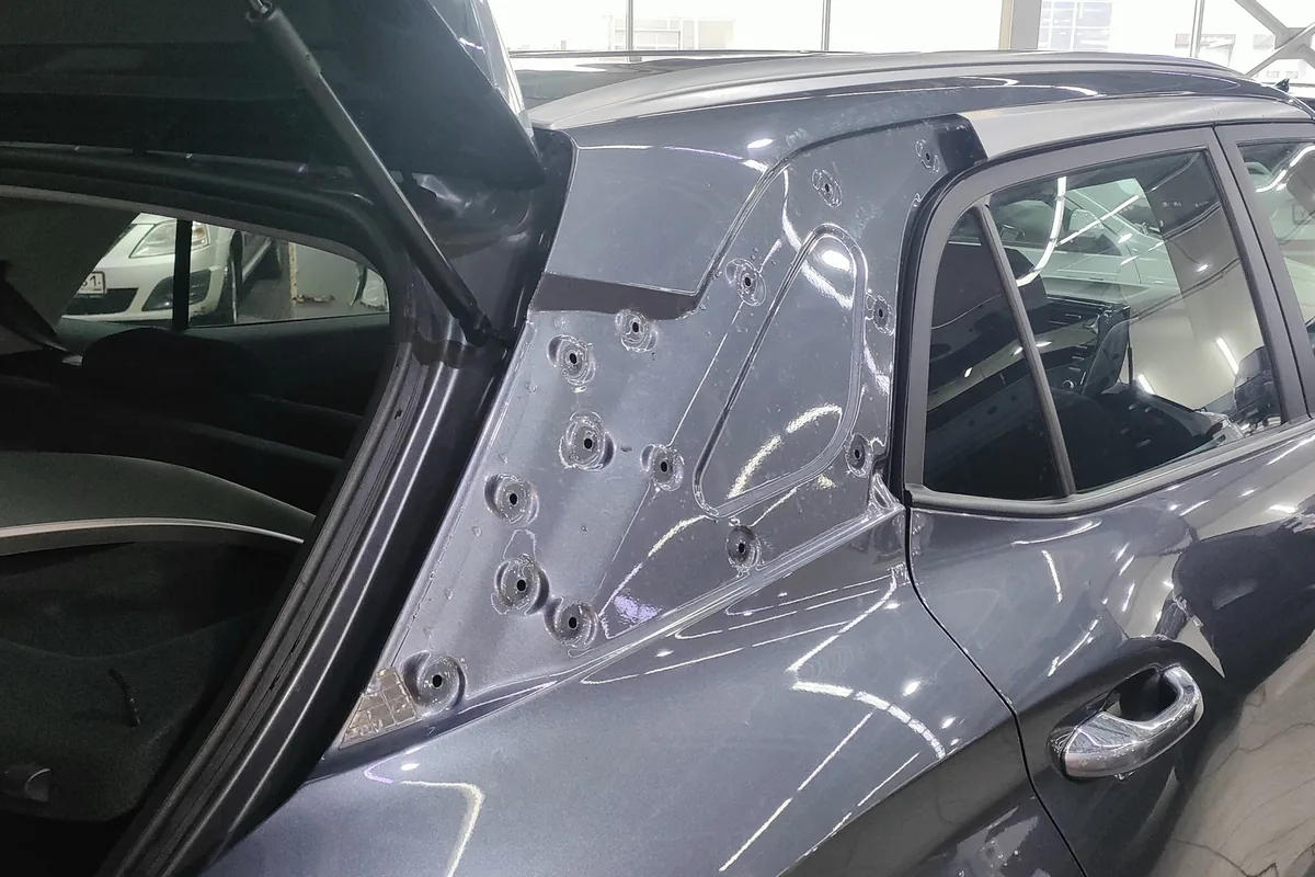 Боковина Hyundai Creta 2 со снятой декоративной накладкой
