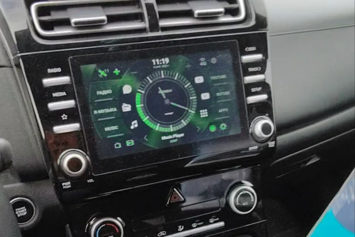 Штатная мультимедиа и климат Hyundai Creta 2
