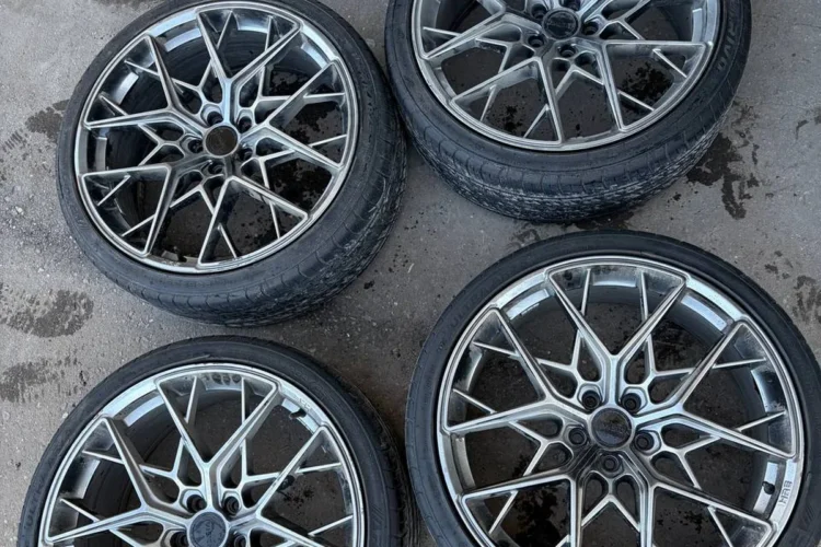 Комплект R20 HRE с шинами 235/35 ZR20