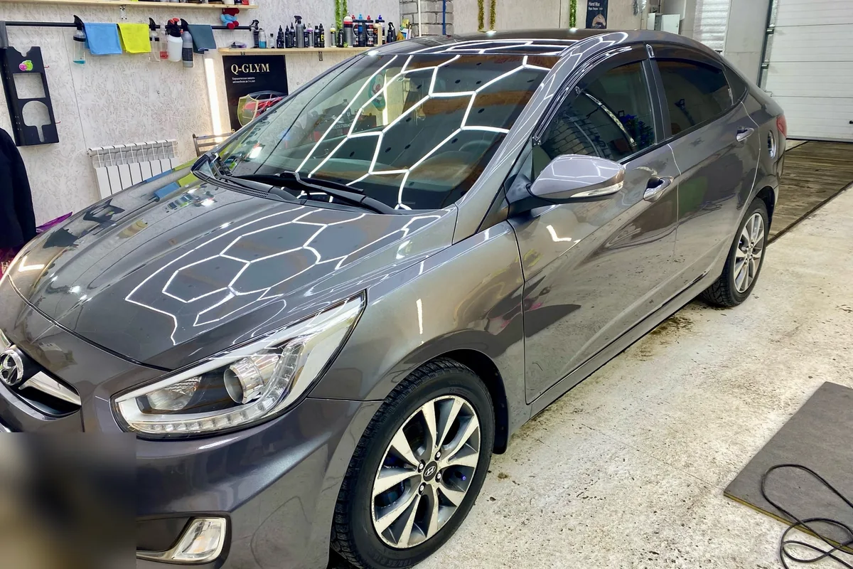 Hyundai Solaris 1 рестайлинг на детейлинге