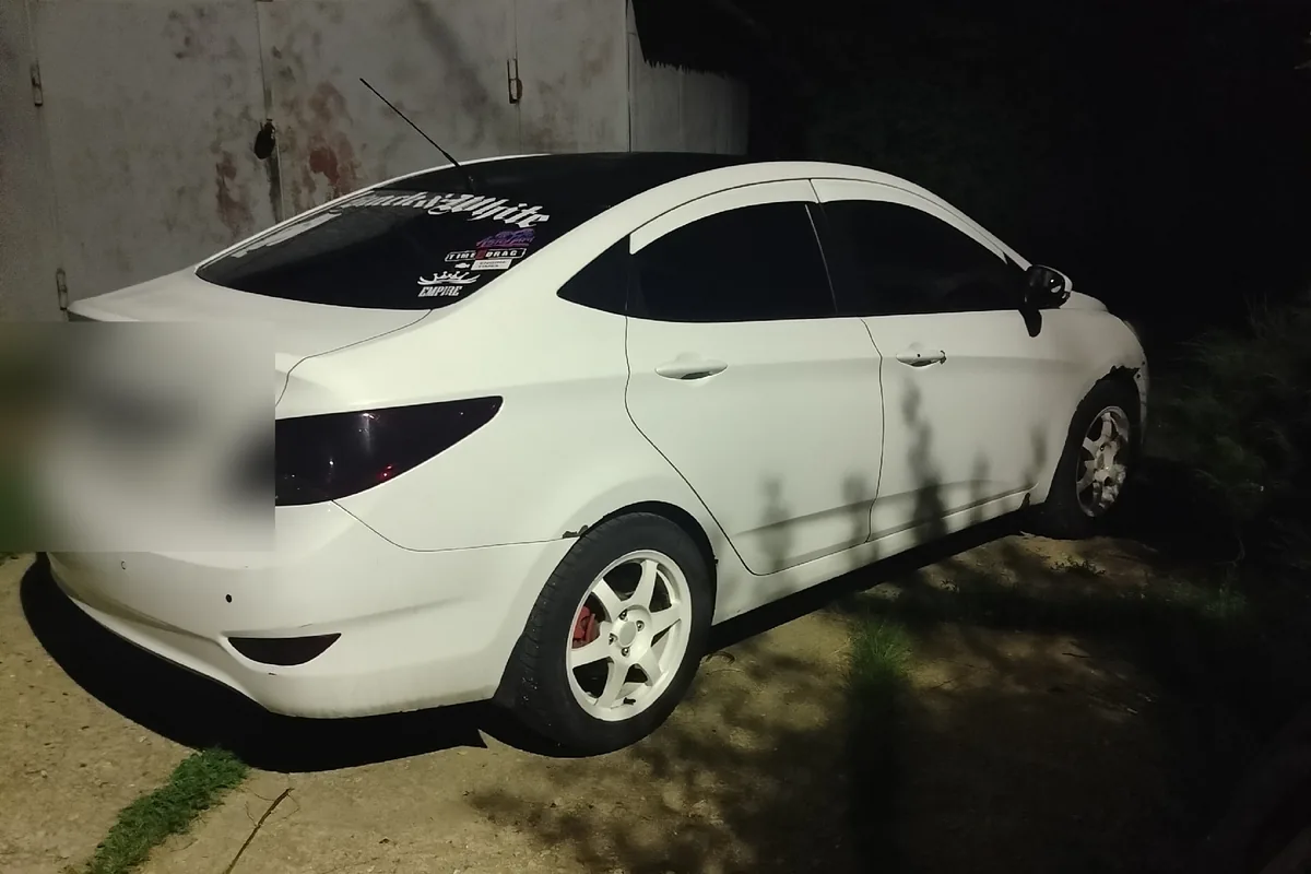 Белый Hyundai Solaris 1 седан с пробегом 620 тысяч км