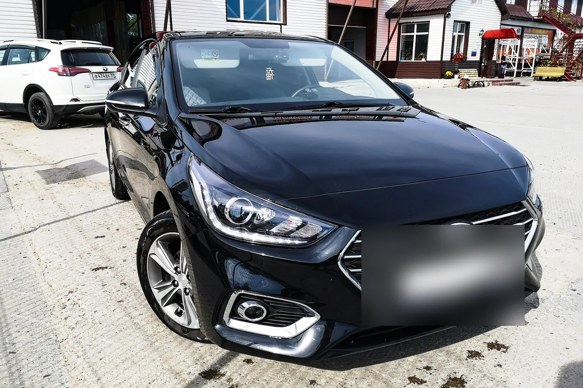 Hyundai Solaris 2 у дилера, расчёт КАСКО на второй год