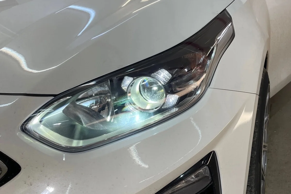 Фара Kia Ceed CD с установленной Bi-LED линзой Aozoom K3