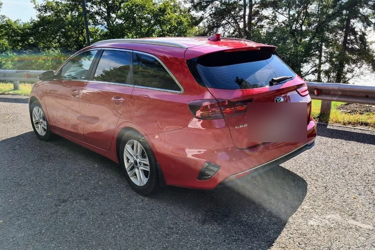 Kia Ceed CD SW с мотором 1.4 турбо и роботом