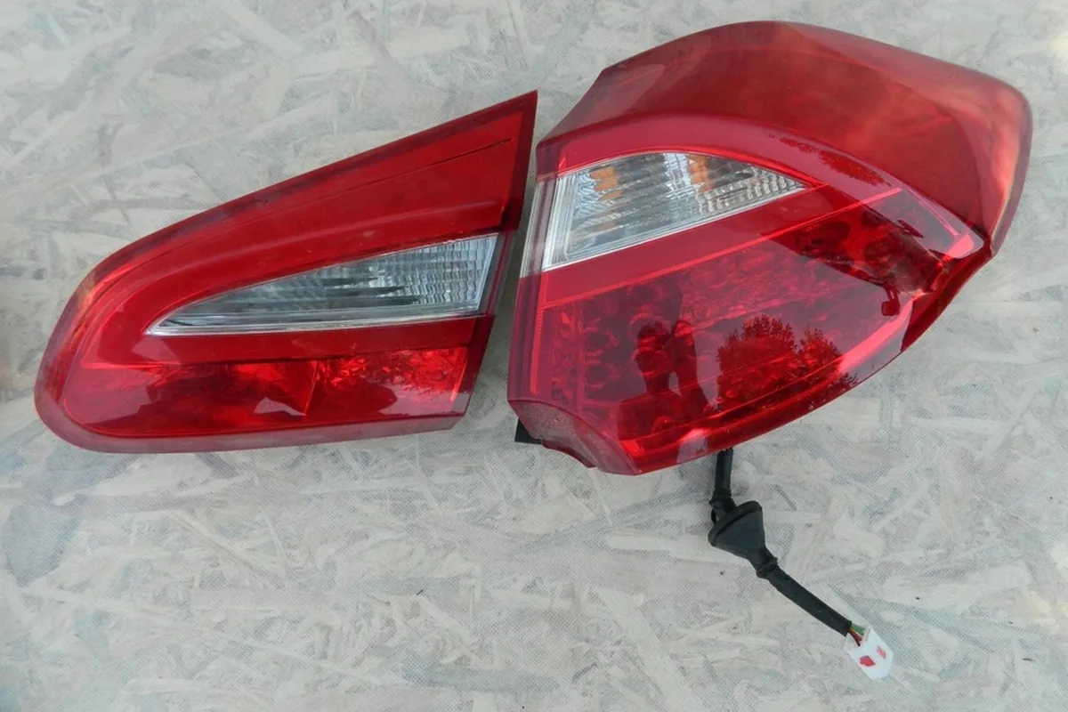 Рестайлинговые светодиодные фонари Kia Ceed JD хэтчбек
