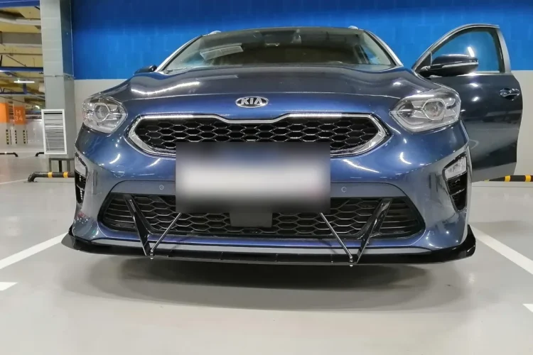Самодельный сплиттер под бампером Kia Ceed CD