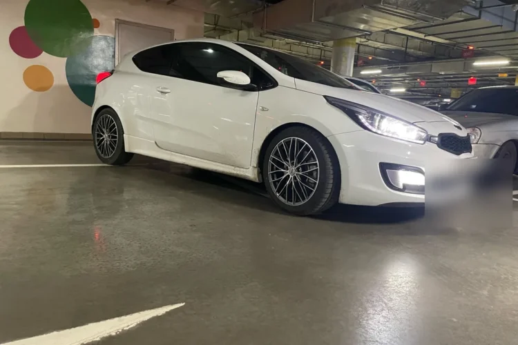 Kia pro_cee'd JD, передний бампер и диски R18