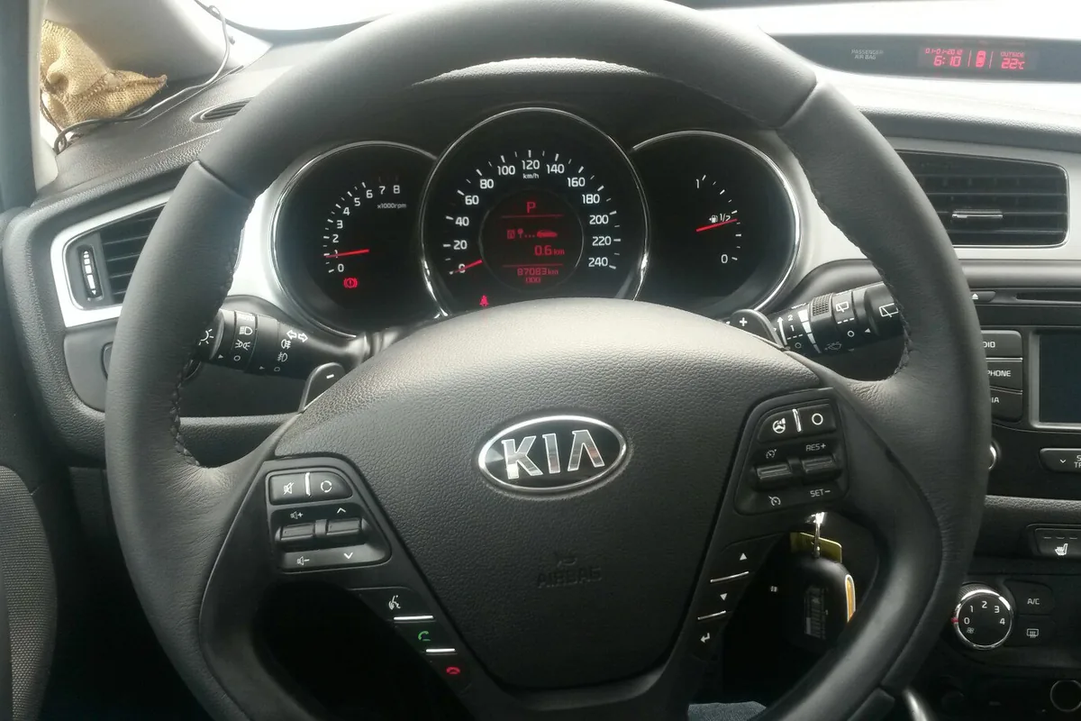 Руль Kia Ceed JD после замены обода по гарантии
