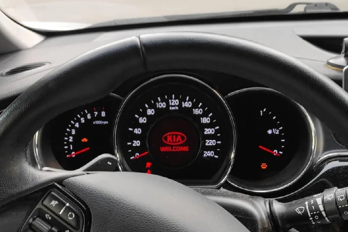 Приборная панель Kia Ceed JD после рестайлинга
