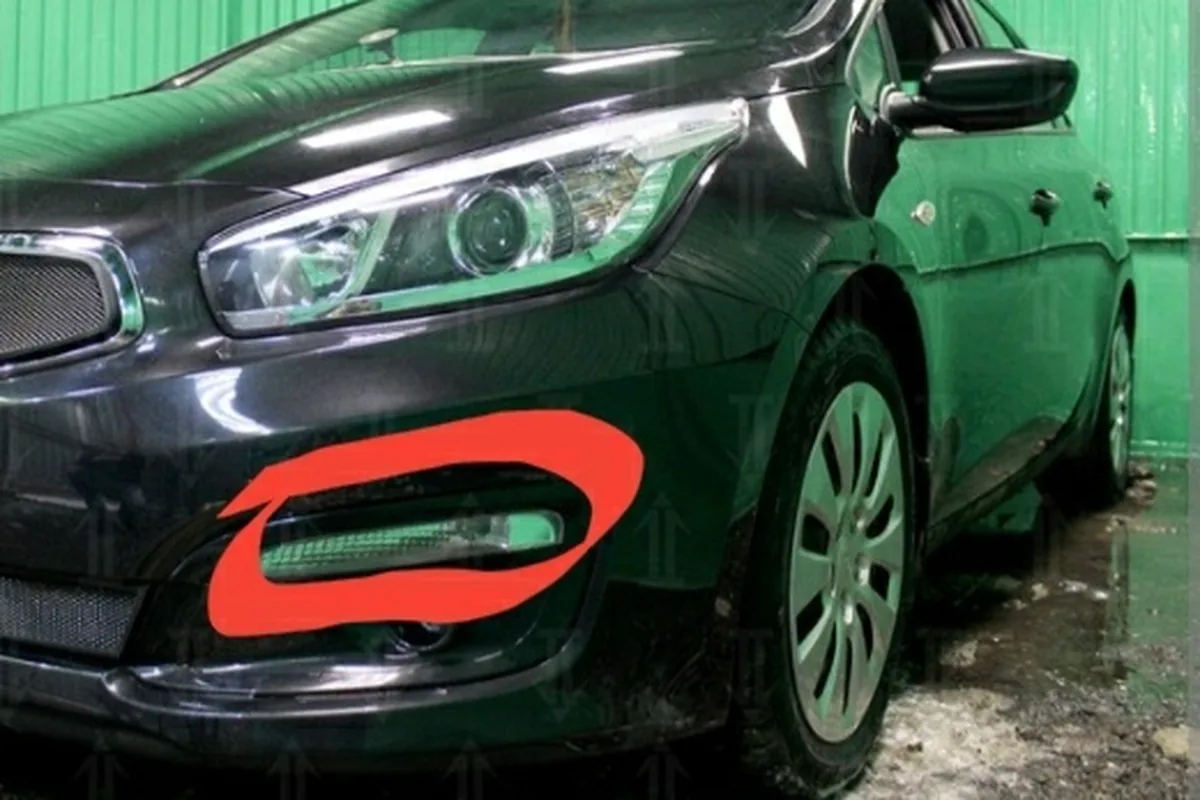 Дневной ходовой огонь в бампере Kia Ceed JD рестайлинг