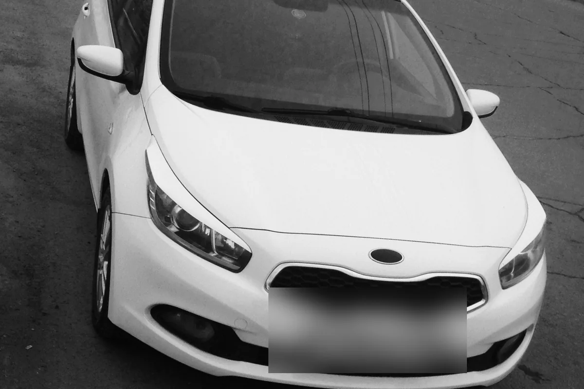 Kia Ceed второго поколения JD спереди